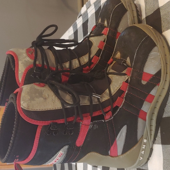Vans Dino 3 Snowboard Boots Size Mens 9 - Picture 2 of 5